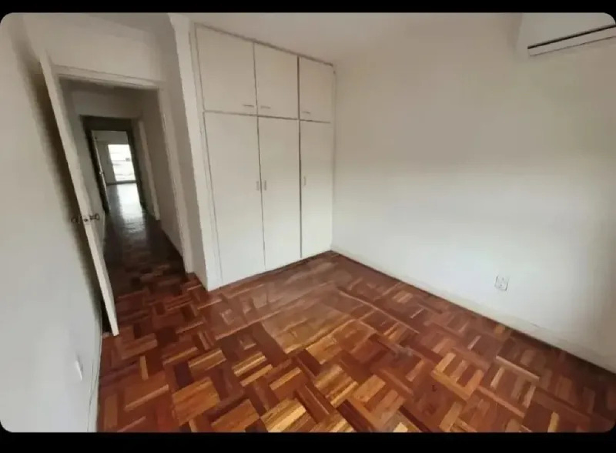 Apartamento ID.6633 - Alquiler Apartamento 2 Dormitorios Pocitos balcon y cochera