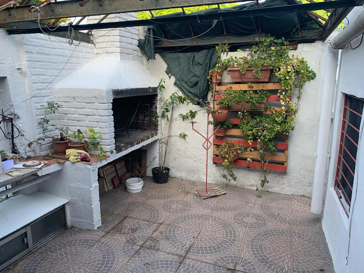Apartamento ID.4282 - Venta con Renta Apartamento 3 Dormitorios La Comercial Terraza