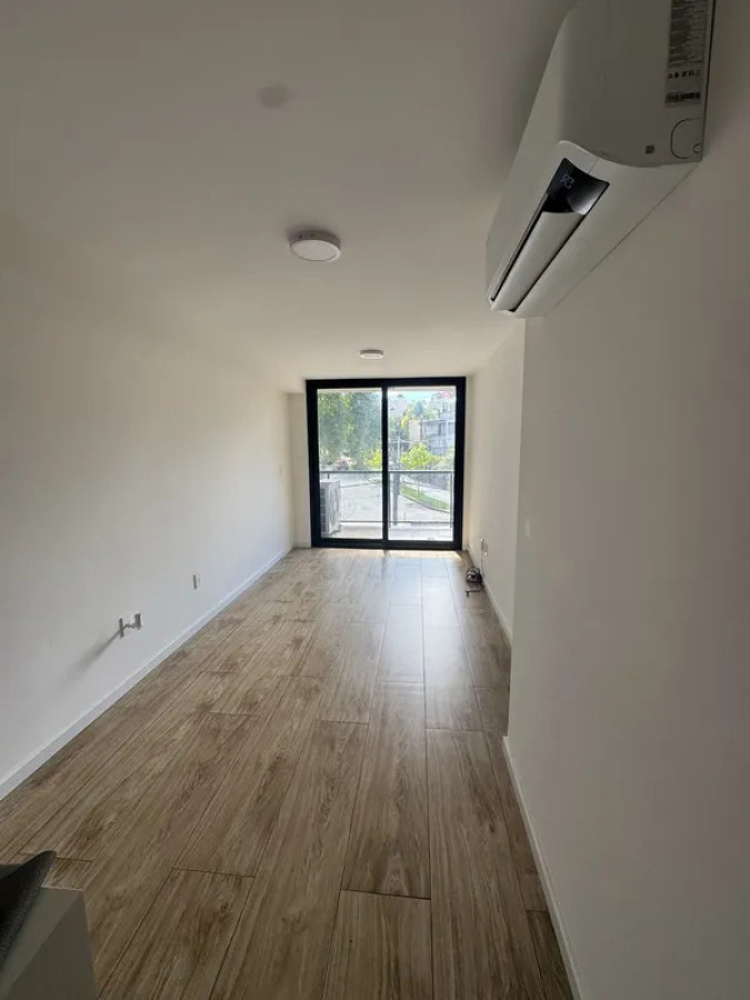Apartamento ID.6240 - Alquiler Apartamento 1 Dormitorio Pocitos con balcon