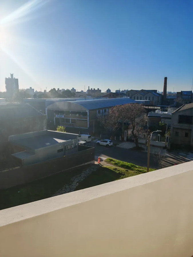 Apartamento ID.5322 - Alquiler Apartamento 1 Dormitorio Bella Vista en Complejo