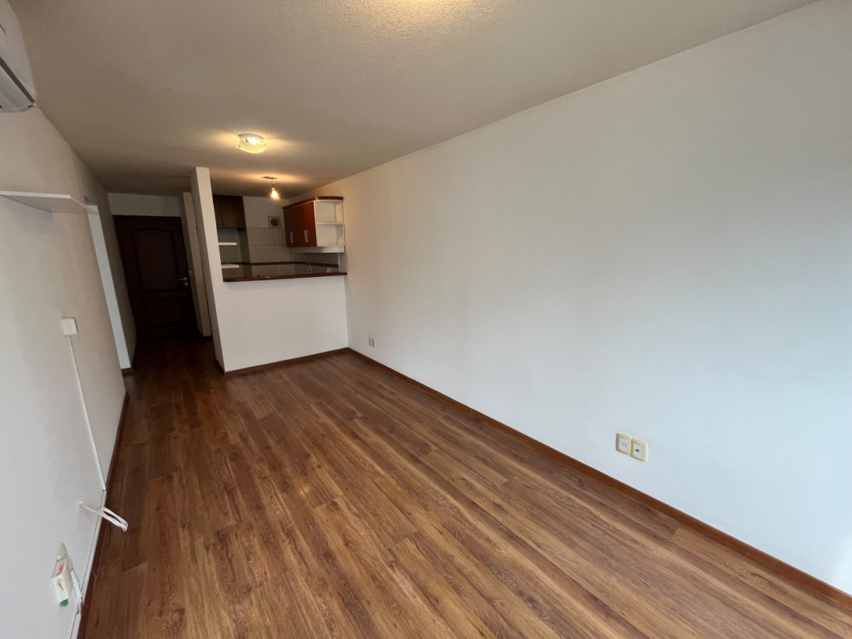 Apartamento ID.6982 - Venta y Alquiler Apartamento 1 Dormitorio Pocitos con balcon