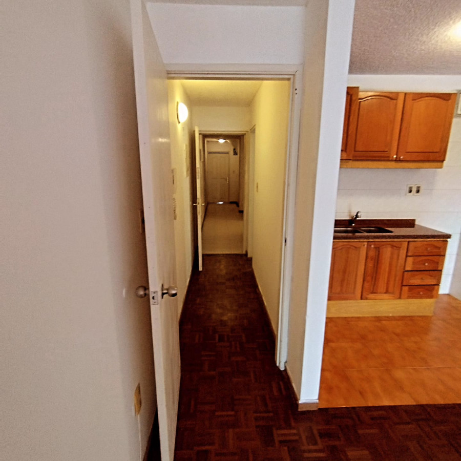 Apartamento ID.5299 - Alquiler Apartamento Monoambiente Pocitos con Balcon