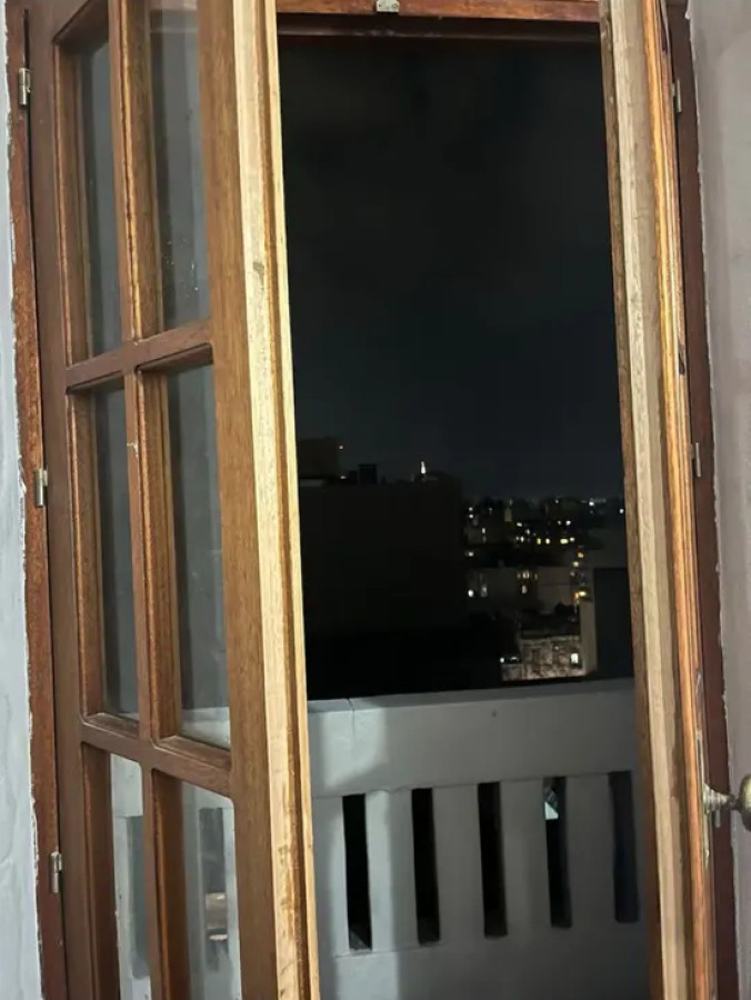 Apartamento ID.4905 - Alquiler Monoambiente opción Amoblado Centro con balcón