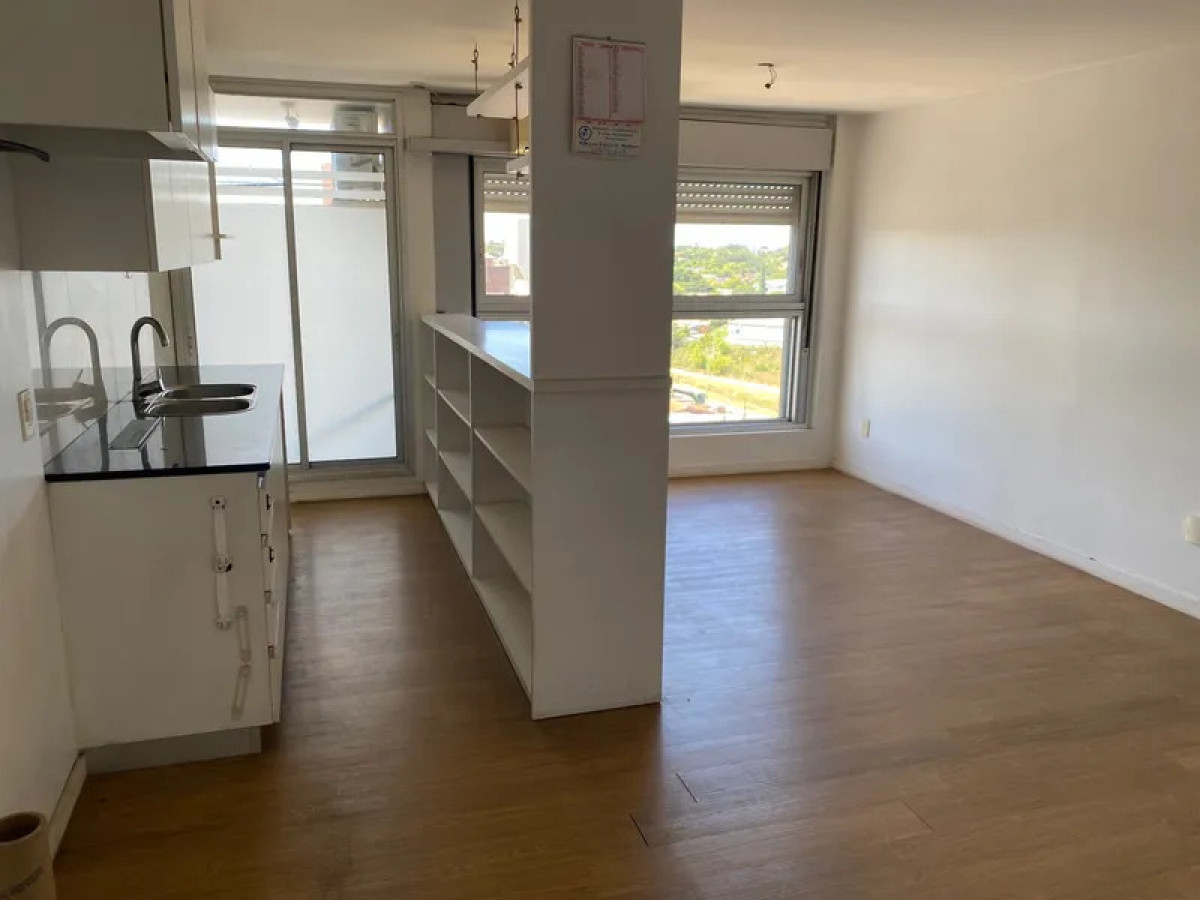 Apartamento ID.5842 - Alquiler Apartamento 2 Dormitorios Mlavin con cochera