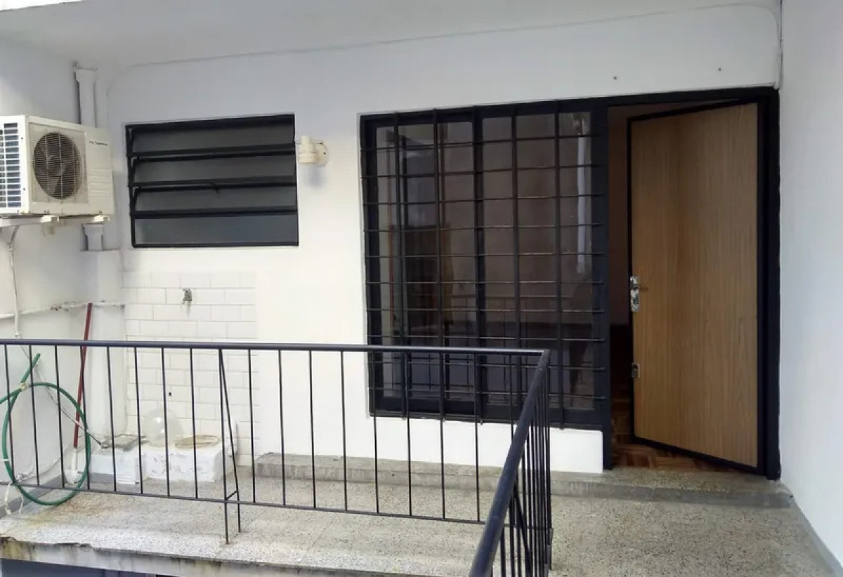 Apartamento ID.6152 - Alquiler Apartamento 1 Dormitorio Centro con balcon