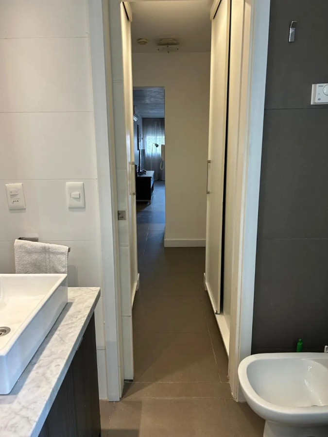 Apartamento ID.4721 - Alquiler Monoambiente Amoblado Pocitos con balcón