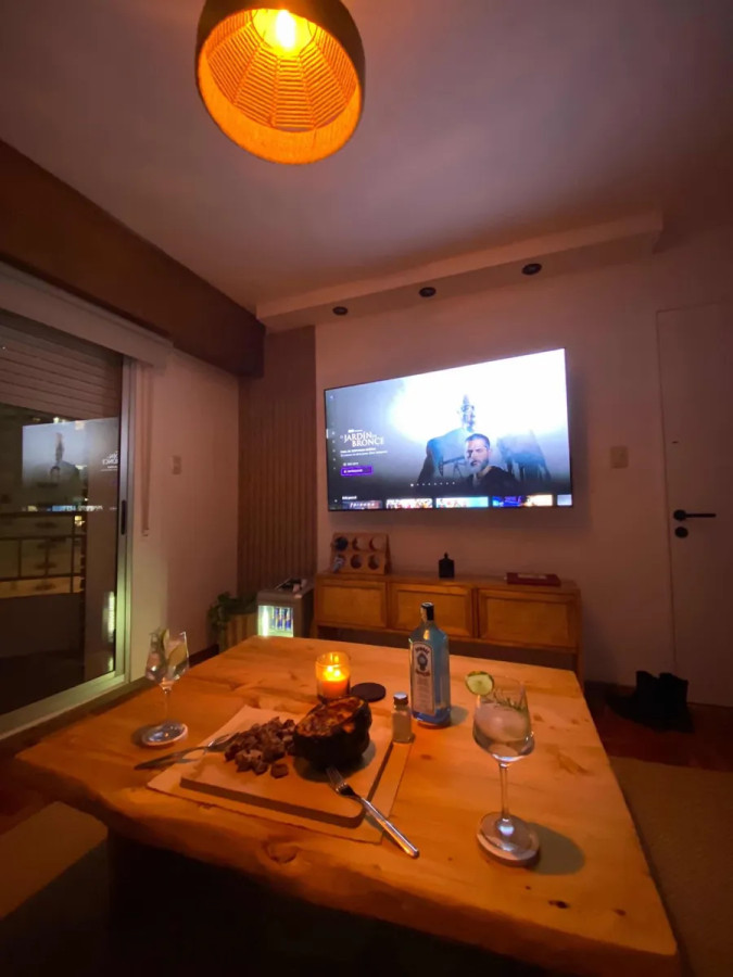 Apartamento ID.5124 - Alquiler Apartamento 2 Dormitorios Malvin con balcon 