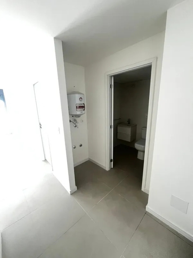 Apartamento ID.5999 - Venta con Renta Apartamento 1 Dormitorio Cordón Gran Terraza