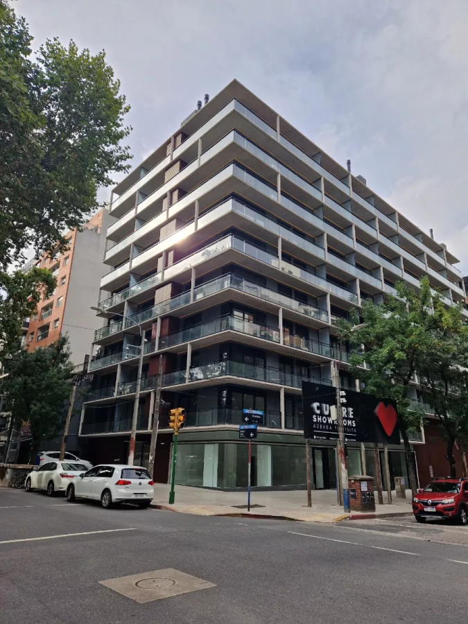 Apartamento ID.4604 - Alquiler Apartamento 1 Dormitorio Pocitos con balcón y garaje  