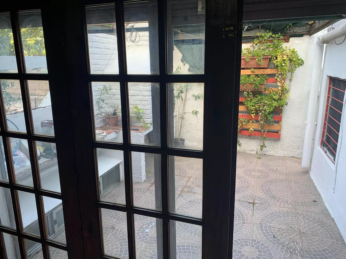 Apartamento ID.4282 - Venta con Renta Apartamento 3 Dormitorios La Comercial Terraza