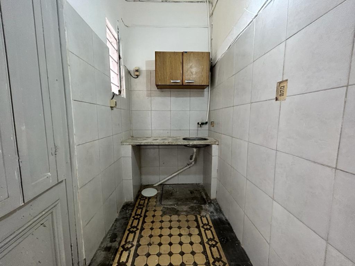 Apartamento ID.6111 - Alquiler Apartamento 1 Dormitorio Centro con patio pequeño