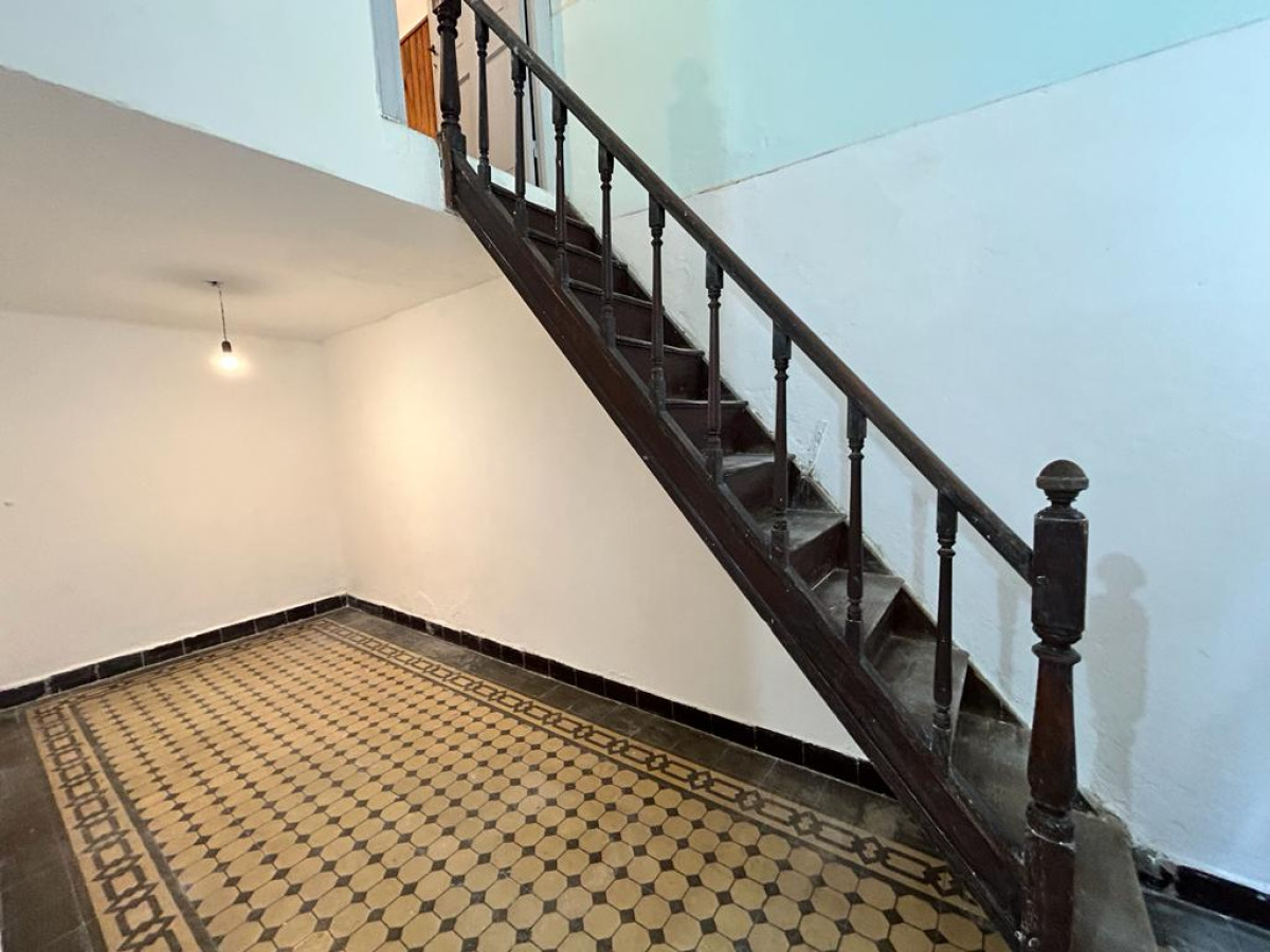 Apartamento ID.6111 - Alquiler Apartamento 1 Dormitorio Centro con patio pequeño