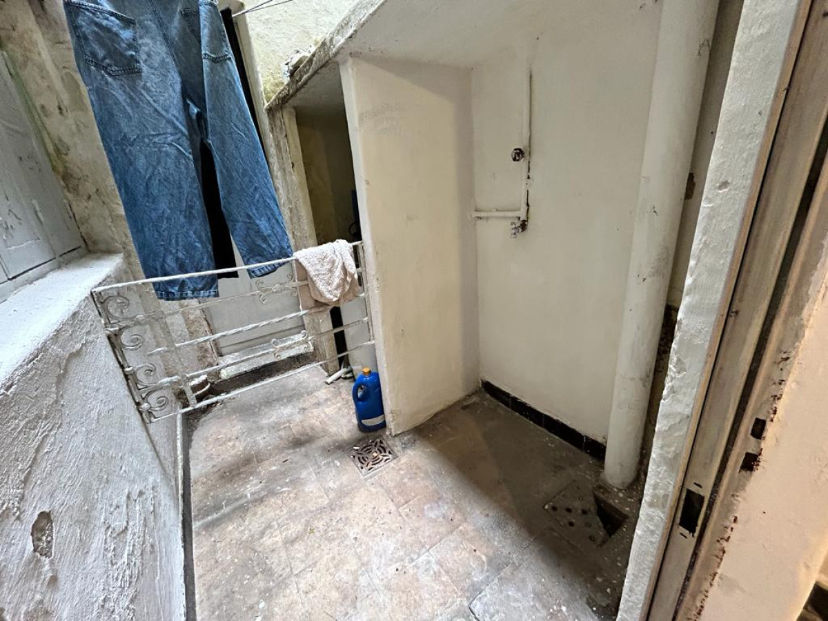 Apartamento ID.6111 - Alquiler Apartamento 1 Dormitorio Centro con patio pequeño