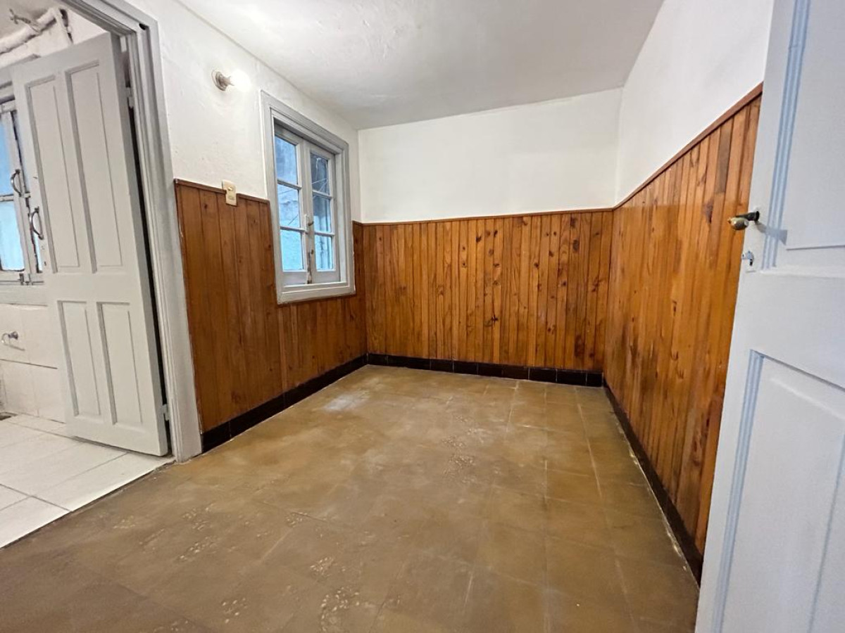 Apartamento ID.6111 - Alquiler Apartamento 1 Dormitorio Centro con patio pequeño