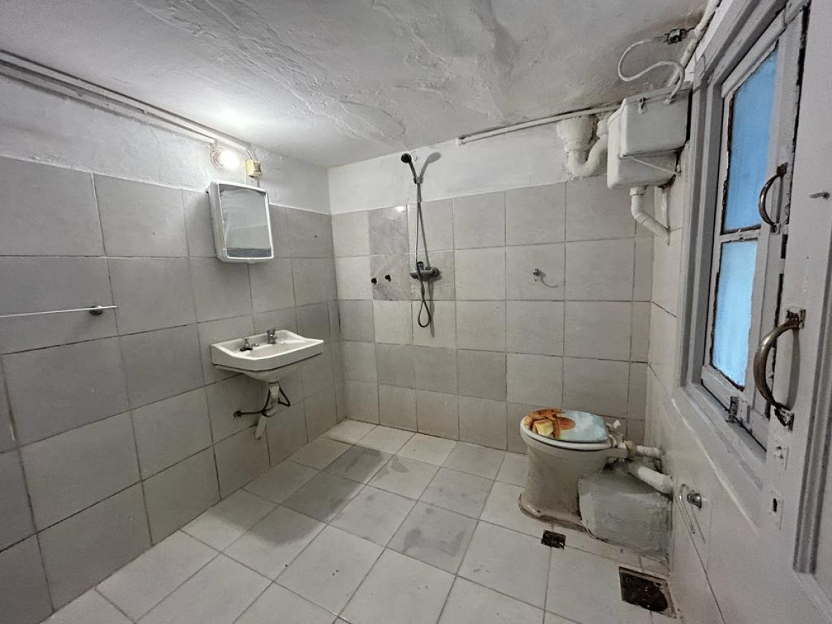 Apartamento ID.6111 - Alquiler Apartamento 1 Dormitorio Centro con patio pequeño