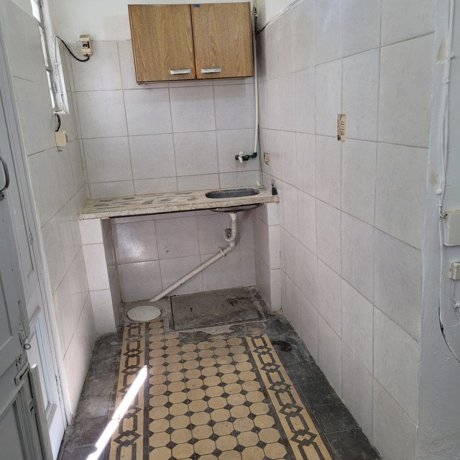 Apartamento ID.6111 - Alquiler Apartamento 1 Dormitorio Centro con patio pequeño