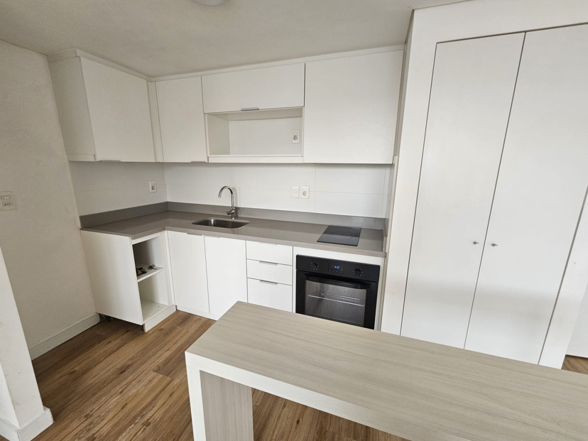 Apartamento ID.6859 - Venta Apartamento 1 Dormitorio Malvin con balcon 