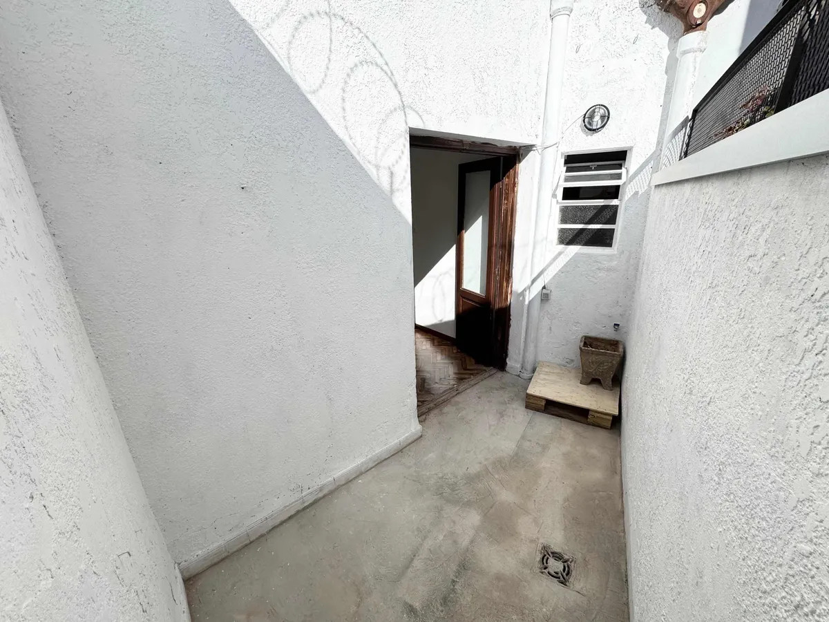 Apartamento ID.5064 - Venta con Renta Apartamento 2 Dormitorios Buceo Inversion