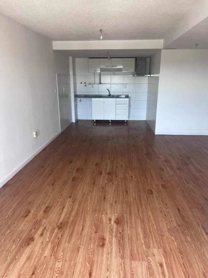 Apartamento ID.5241 - Alquiler Apartamento 2 Dormitorios Jacinto Vera con balcon