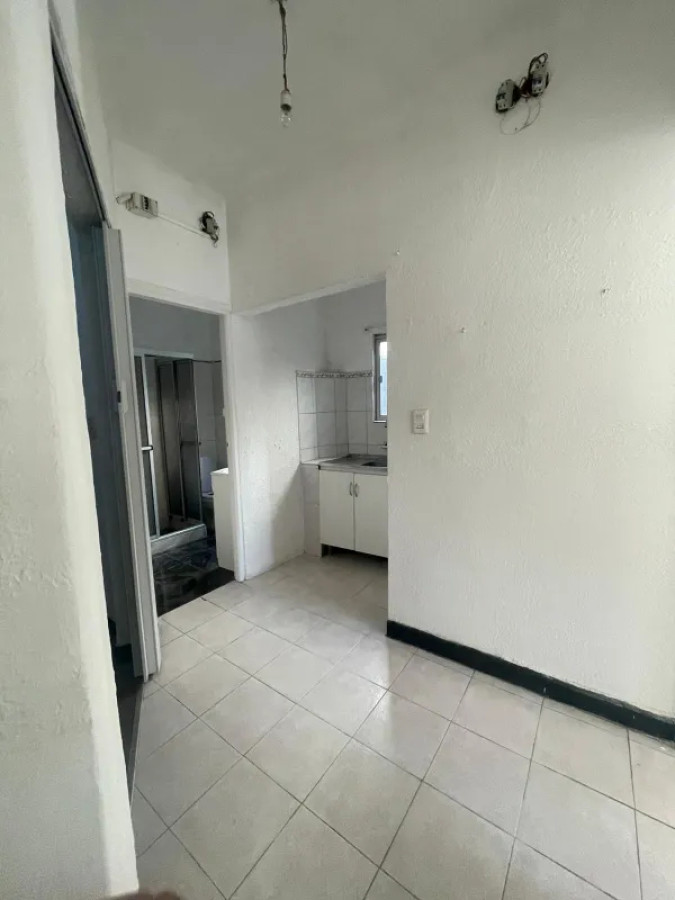 Apartamento ID.5196 - Alquiler Apartamento tipo Casa 2 Dormitorios La Blanqueada  