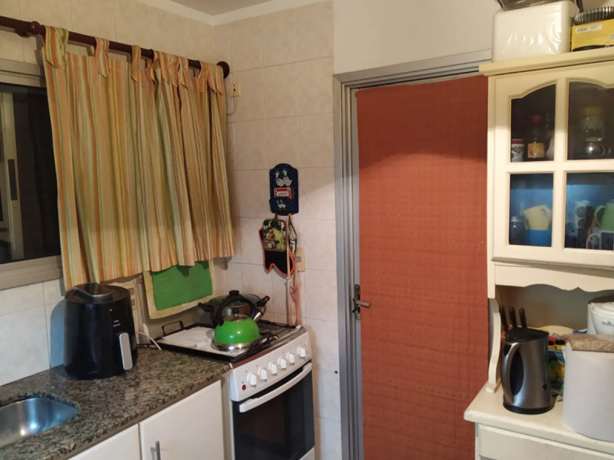 Apartamento ID.4828 - Alquiler Apartamento 2 Dormitorios Cordón con Balcón