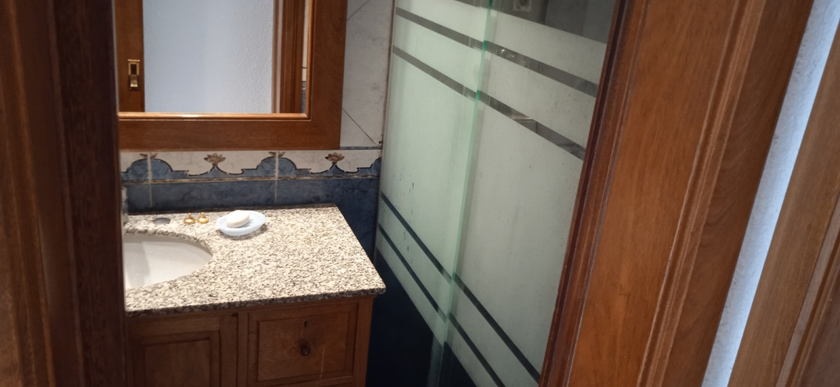 Apartamento ID.6185 - Alquiler Apartamento 3 Dormitorio La Blanqueada con patio