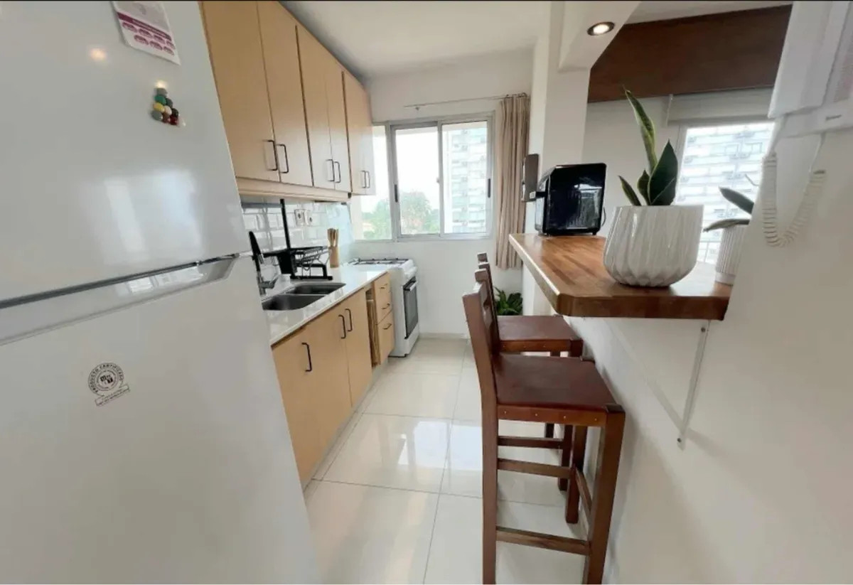 Apartamento ID.5124 - Alquiler Apartamento 2 Dormitorios Malvin con balcon 