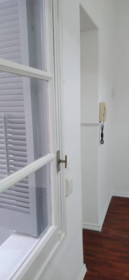Apartamento ID.6729 - Alquiler Apartamento 1 Dormitorio Centro con Patio Interno