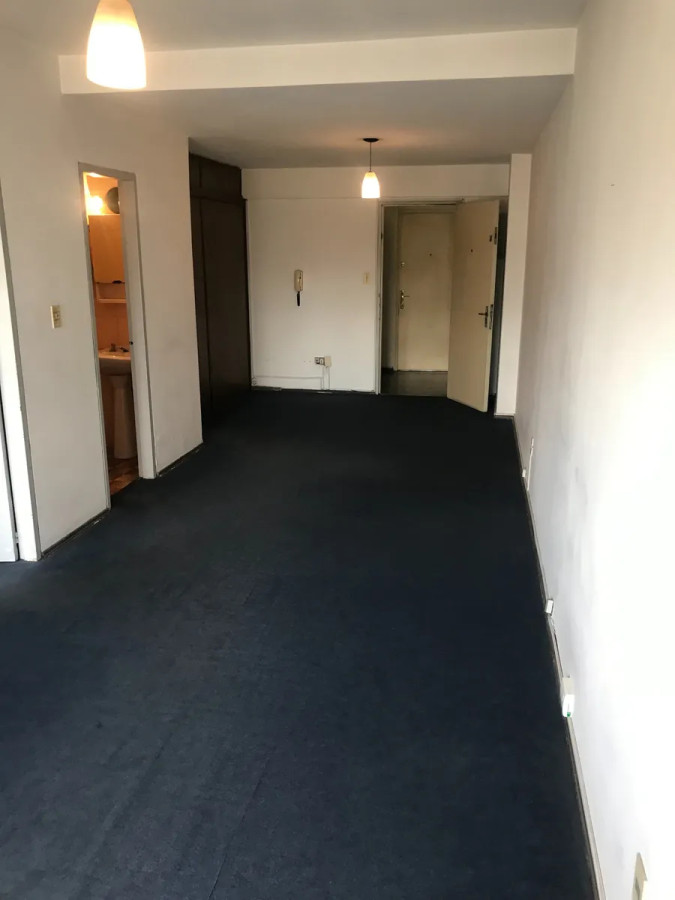 Apartamento ID.4980 - Alquiler Apartamento 1 Dormitorio Centro con cochera
