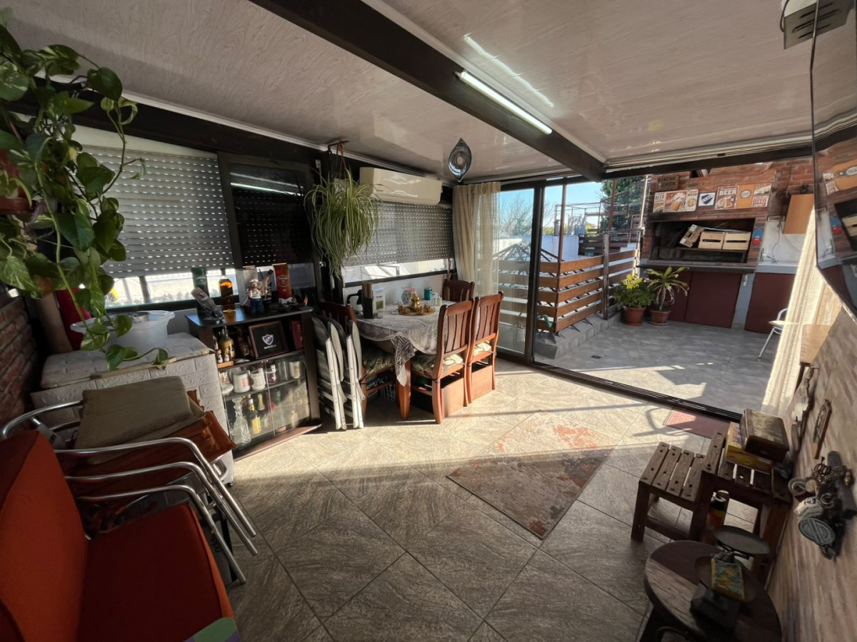 Apartamento ID.6971 - Venta Apartamento 2 Dormitorios Reducto con azotea y barbacoa