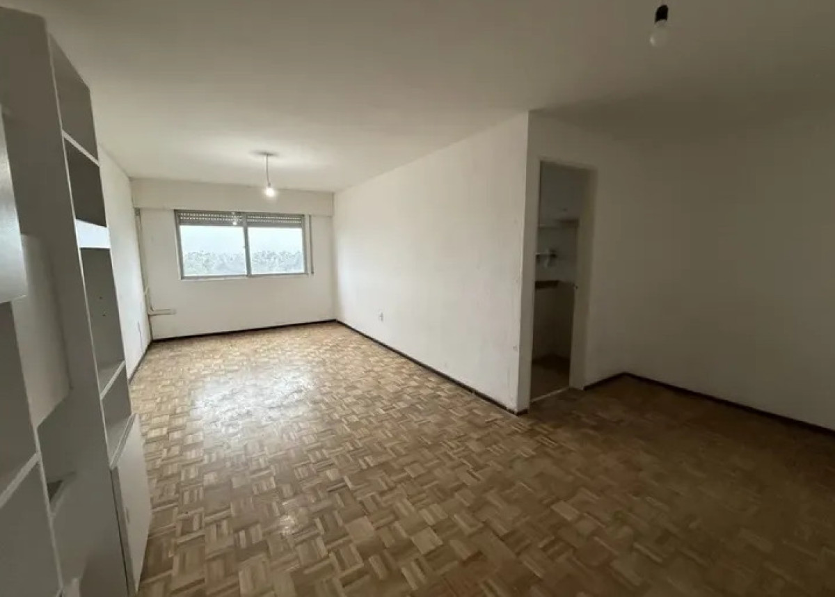 Apartamento ID.6822 - Alquiler Apartamento 2 Dormitorios Parque Batlle con cochera 