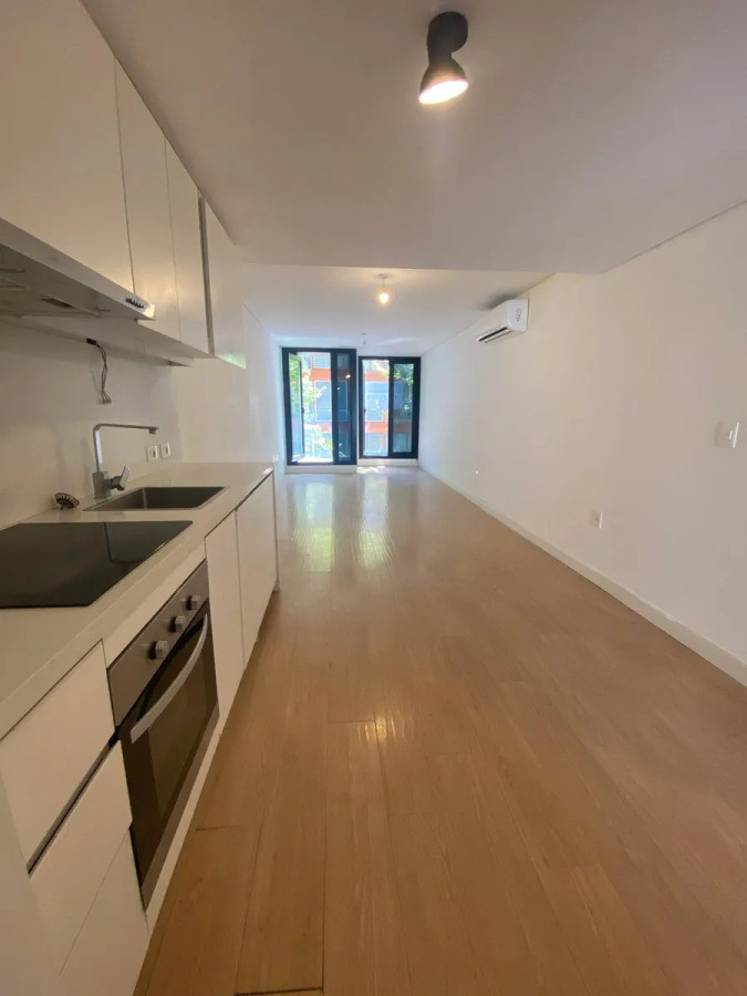 Apartamento ID.5404 - Alquiler o Venta Apartamento 2 Dormitorios Centro con balcon