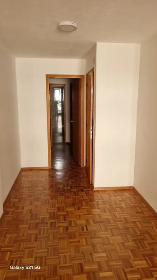 Apartamento ID.6813 - Alquiler Apartamento 1 Dormitorio Pocitos con balcon y garaje