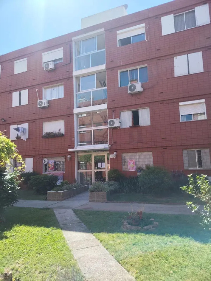 Apartamento ID.5847 - Venta Apartamento 2 Dormitorios Reducto con balcon