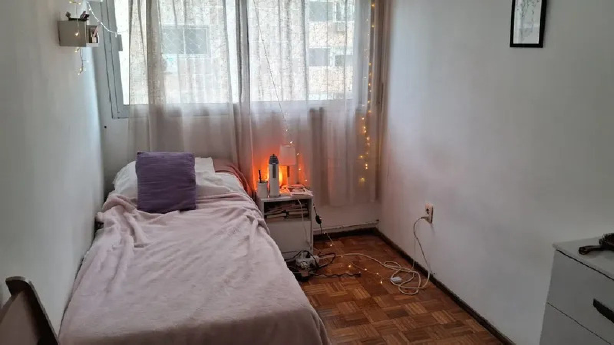 Apartamento ID.6424 - Alquiler Apartamento 4 Dormitorios Centro con cochera 