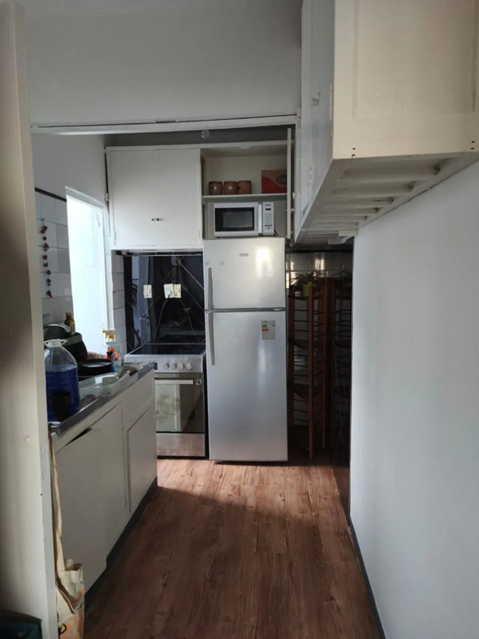 Apartamento ID.5792 - Alquiler Apartamento 2 Dormitorios Ciudad Vieja frente al Mar