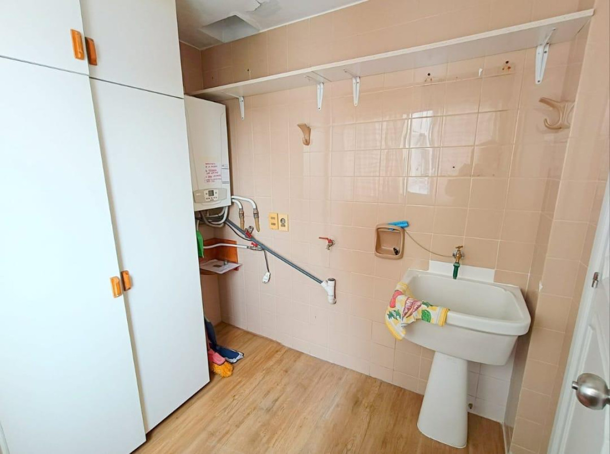 Apartamento ID.4518 - Alquiler Apartamento 2 Dormitorios Tres Cruces con balcón 