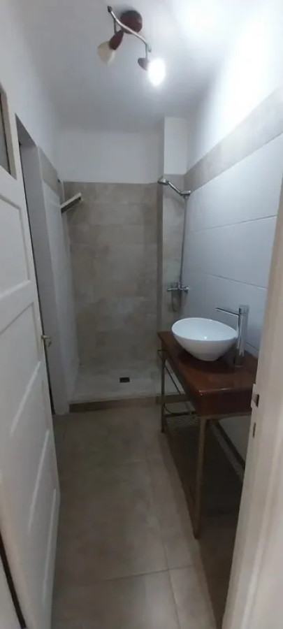 Apartamento ID.6759 - Alquiler Apartamento 2 Dormitorios Centro con balcon 