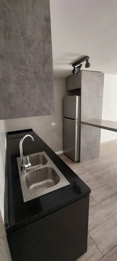 Apartamento ID.5943 - Alquiler Apartamento Monoambiente Punta Carretas con cochera