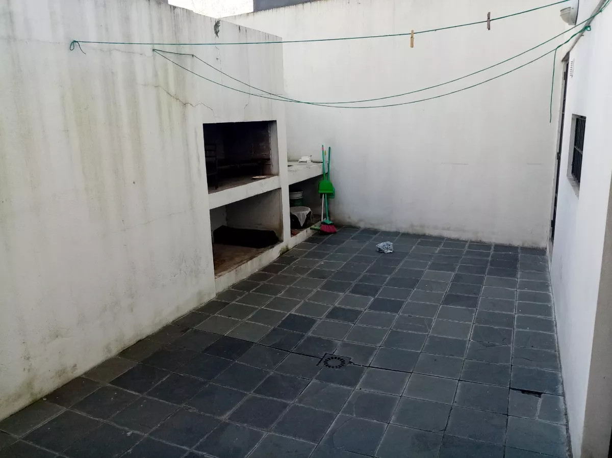 Apartamento ID.4546 - Alquiler Apartamento 1 Dormitorio Pocitos con balcón 