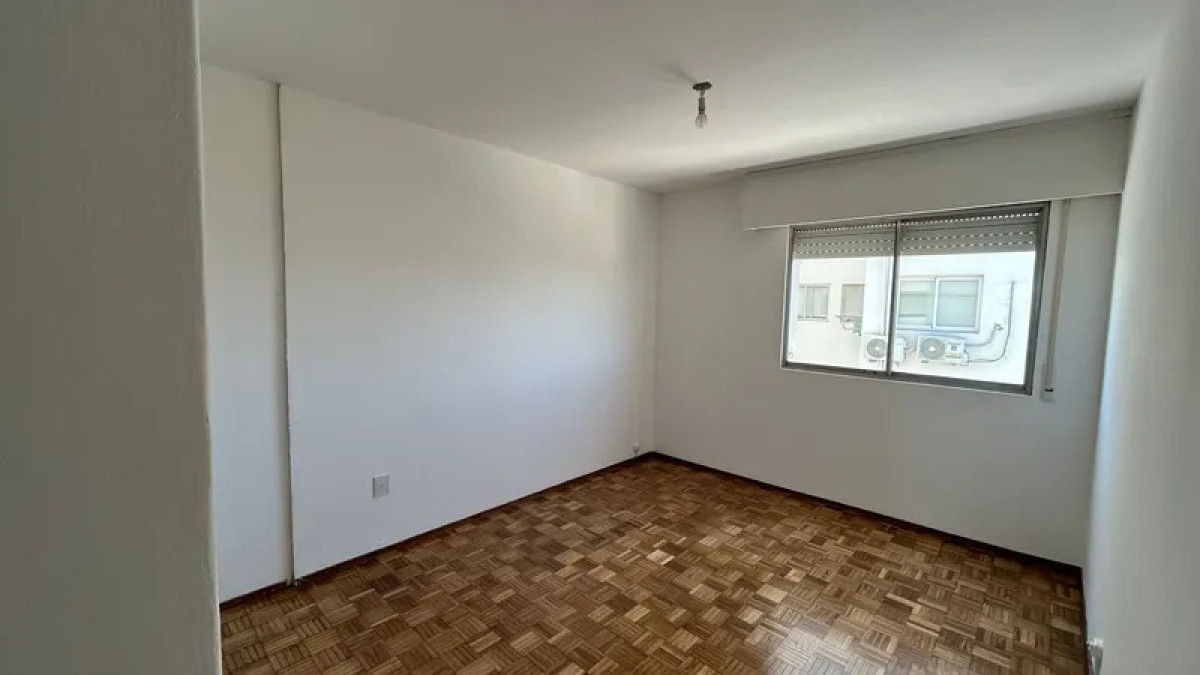 Apartamento ID.5909 - Alquiler Apartamento 2 Dormitorio Pocitos