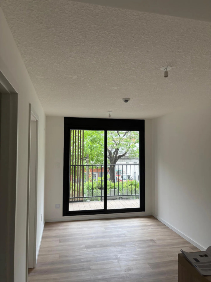 Apartamento ID.5556 - Alquiler Apartamento 1 Dormitorio La Blanqueada con balcon