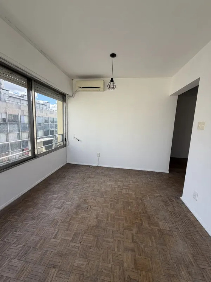 Apartamento ID.6796 - Alquiler Apartamento 2 Dormitorios Centro