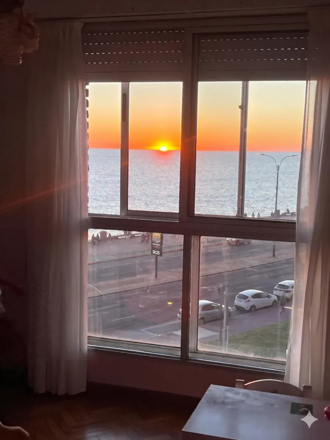 Apartamento ID.6736 - Venta Apartamento 3 Dormitorios Barrio Sur con Vista al Rio