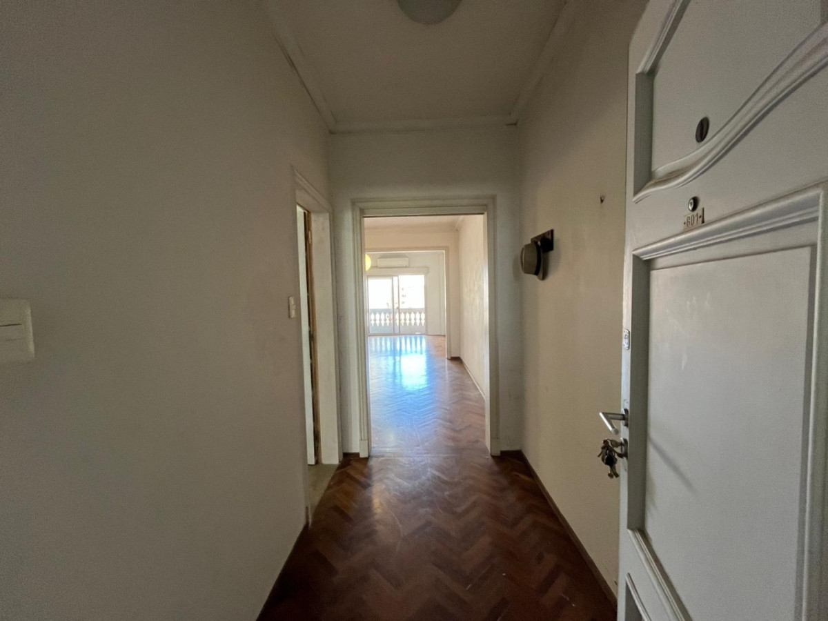 Apartamento ID.5751 - Alquiler o Venta Apartamento 4 Dormitorios Cordon con Balcon
