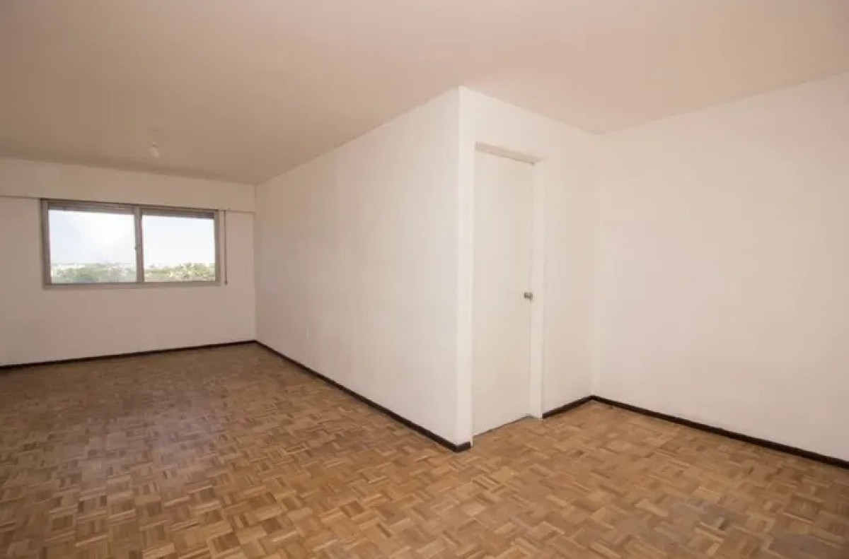 Apartamento ID.6822 - Alquiler Apartamento 2 Dormitorios Parque Batlle con cochera 