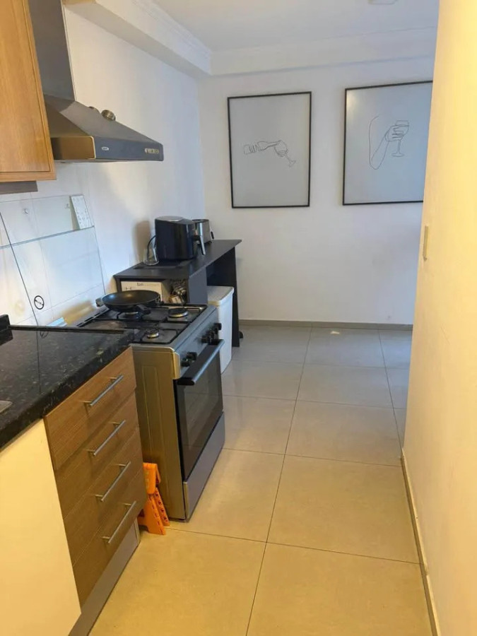 Apartamento ID.6642 - Alquiler Apartamento 2 Dormitorios Punta Carretas con cochera