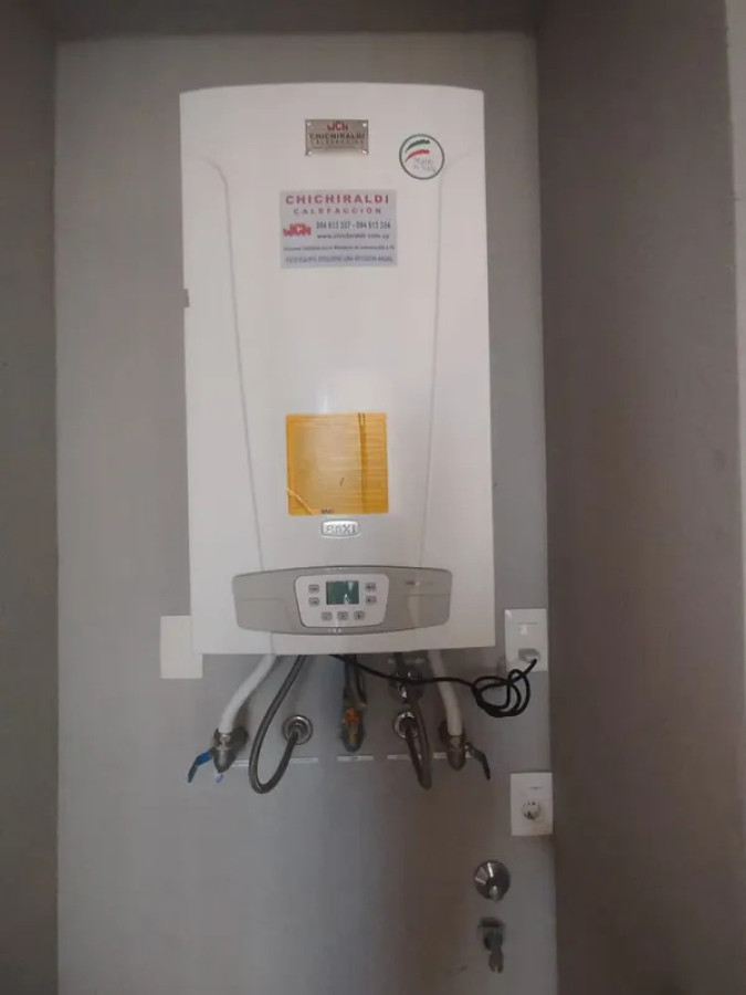 Apartamento ID.6149 - Venta y Alquiler Apartamento 2 Dormitorios Carrasco balcon