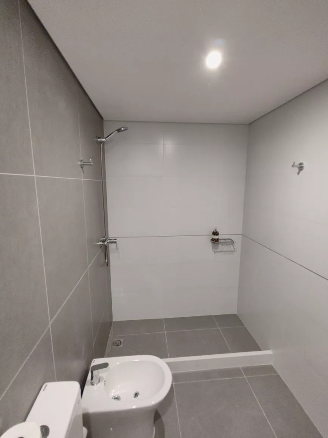 Apartamento ID.4590 - Alquiler Apartamento 2 Dormitorios Cordón con Balcón 