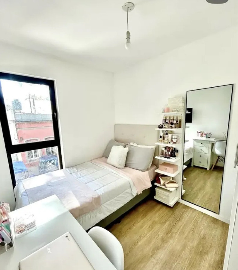Apartamento ID.6119 - Venta con Renta Apartamento 2 Dormitorios Barrio Sur Balcon